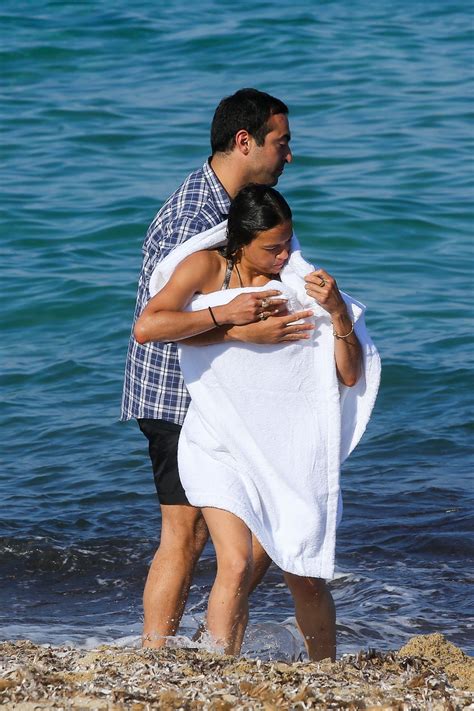 michelle rodriguez beach|Michelle Rodriguez and Carmen Vandenberg frolic on the beach.